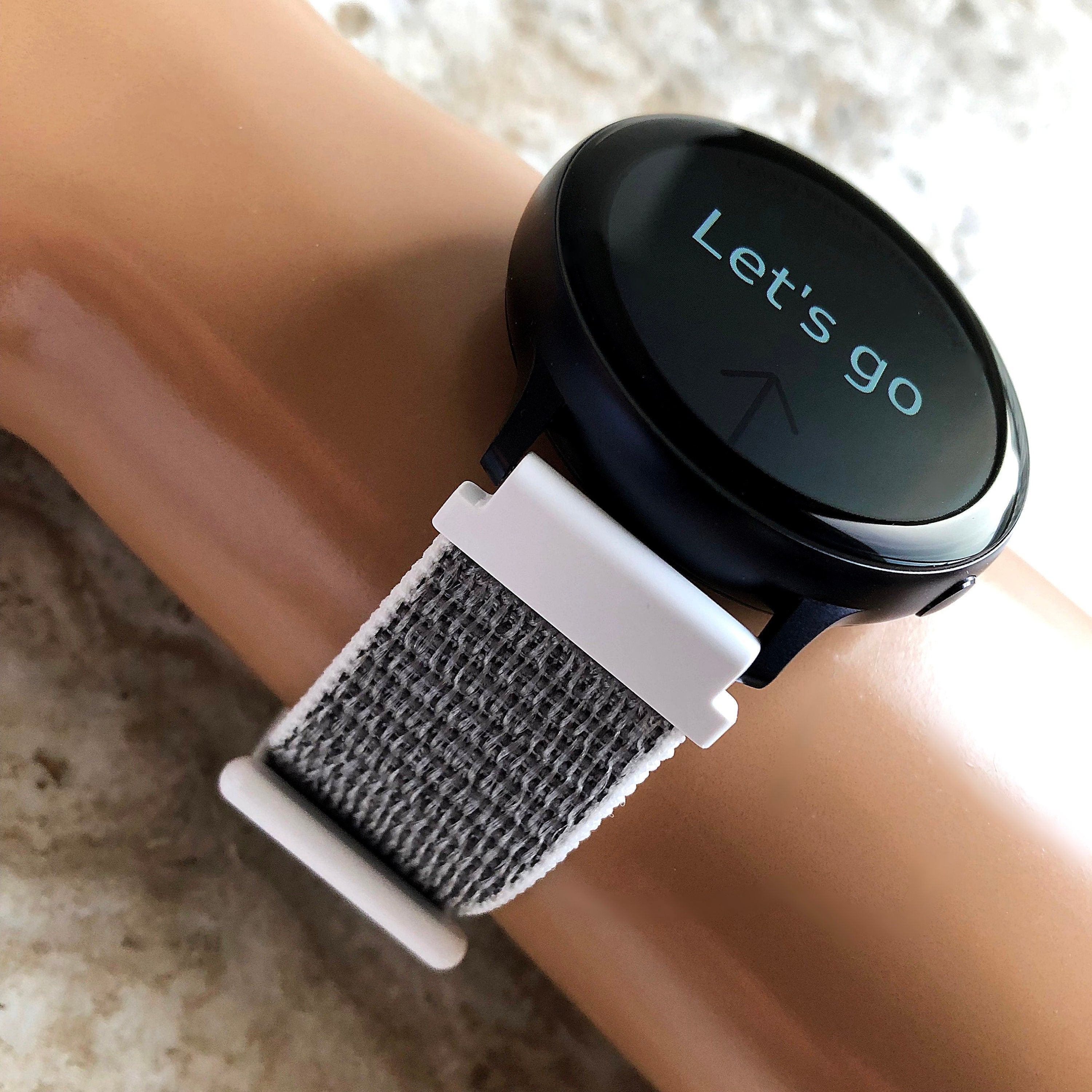 Samsung Seashell Color Band for Galaxy Watch Active 2 40mm 42mm 44mm Adjustable Sports Loop Hook Watch Strap Wristband Quick Release Pins